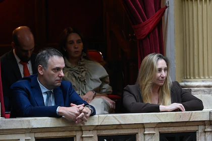 QKNWF32E7BHVBOHGB4646WWVGU