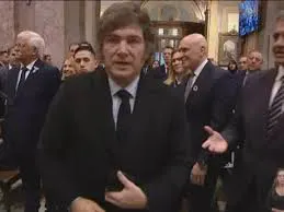 Javier Milei justificó por qué no saludó a Victoria Villarruel