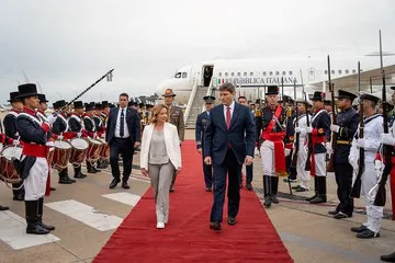 Srx00rQWD_360x240__1