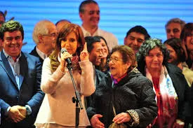 partidos del centro buscan votos en el kirchnerismo