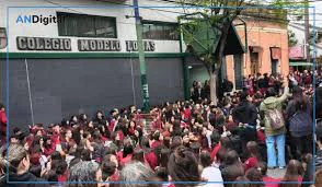alumnos que usaron IA para desnudar a sus compañeras en Lomas