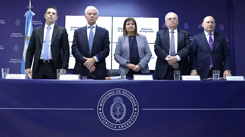 conferencia-de-prensa-del-ministerio-de-seguridad-1827157
