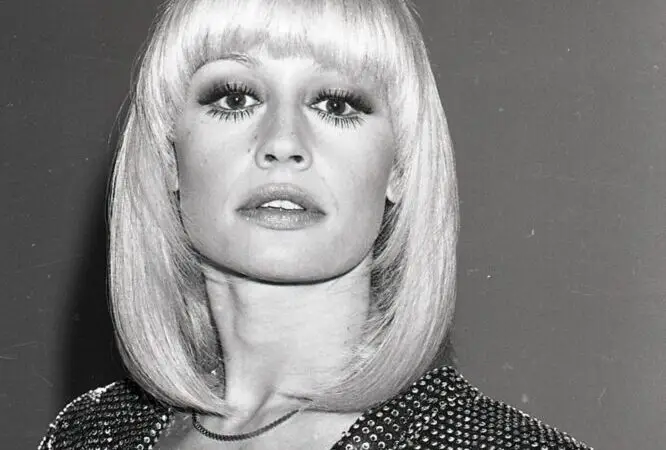 Raffaella_Carra_2-e1677154931850-666x450