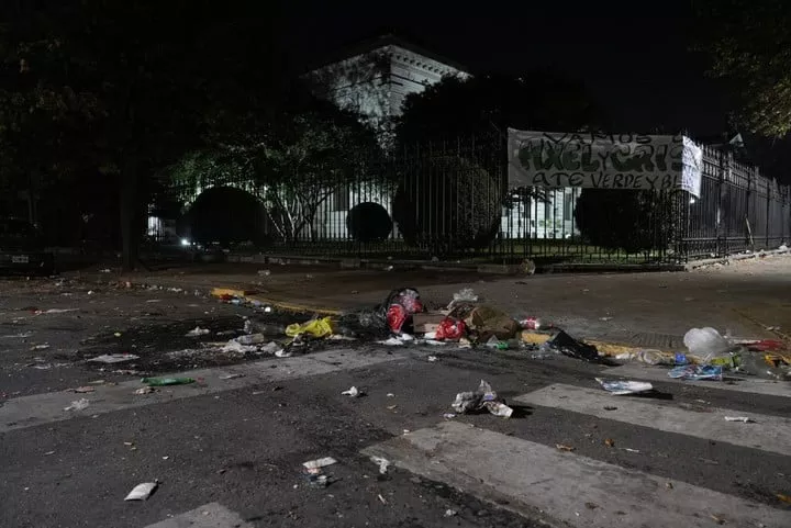 jbL_inJf8_720x0__1 (1)