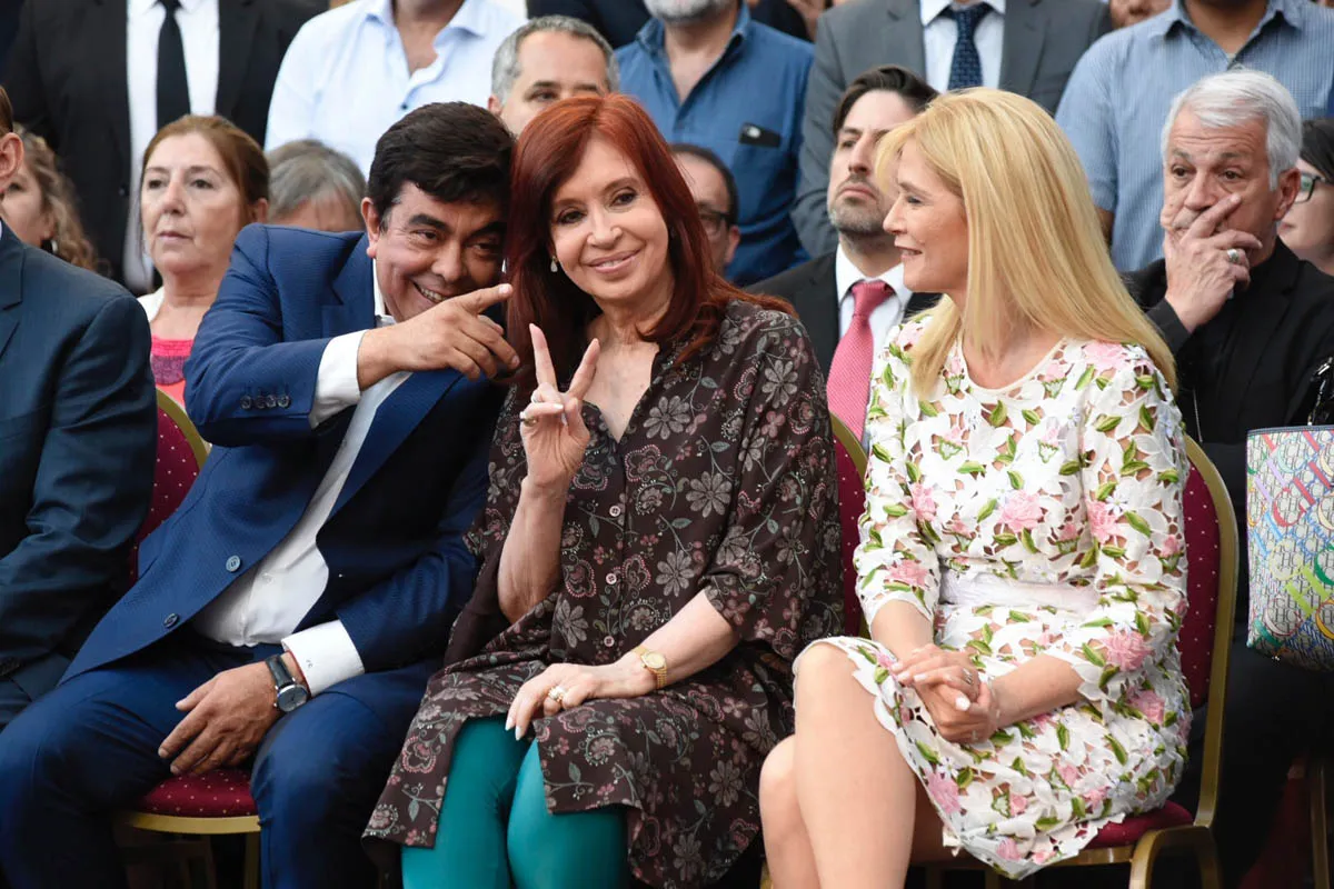 949d93b1b63217cb6cb614407e760855_BIG