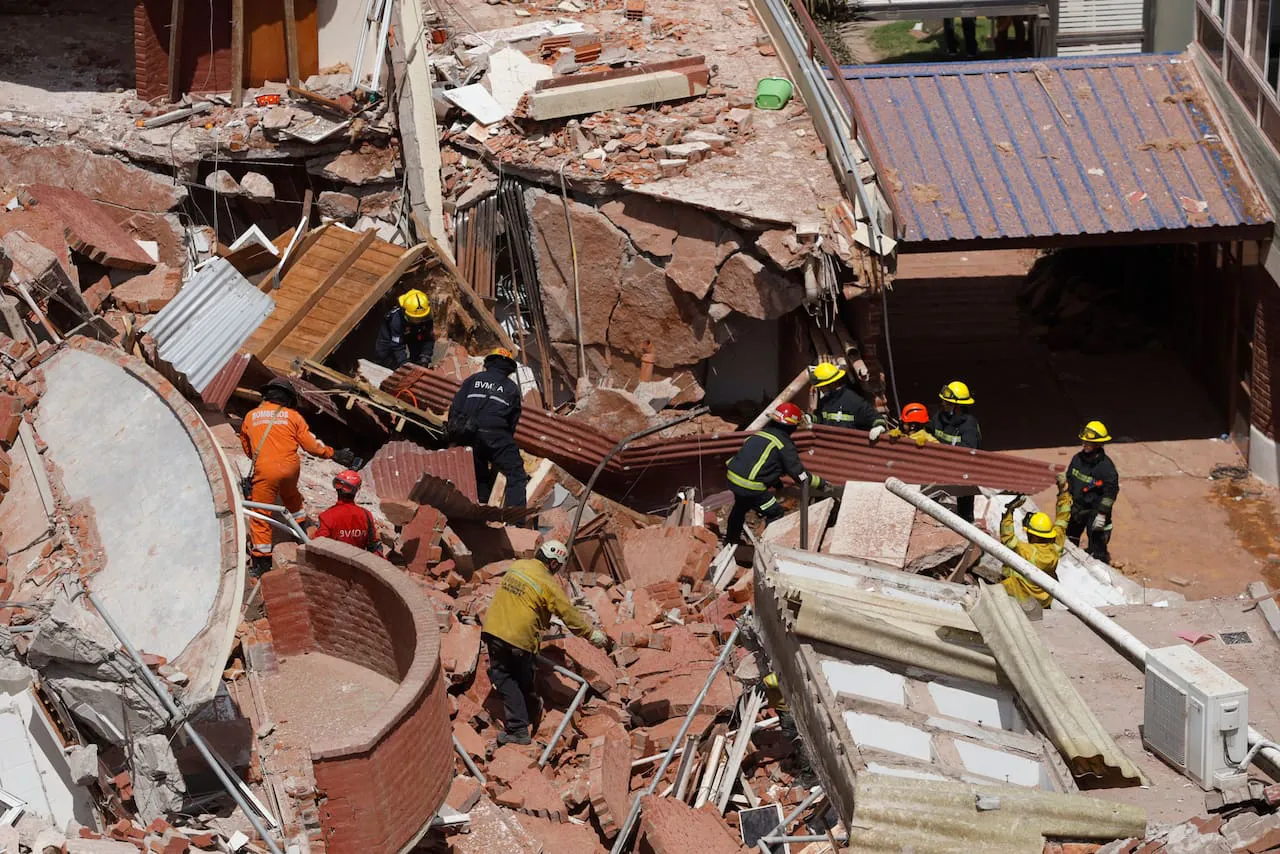 derrumbe-en-villa-gesell-los-bomberos-detectaron-J7IC5PY5Q5G3HOT3A66VQT2QY4